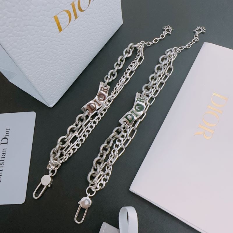 chr1st1an D10r bracelets